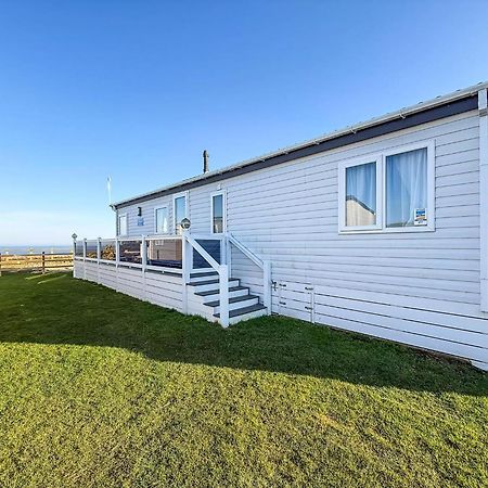 Stunning 6 Berth Lodge With Full Sea Views In Suffolk Ref 68007Cr Лоустофт Экстерьер фото