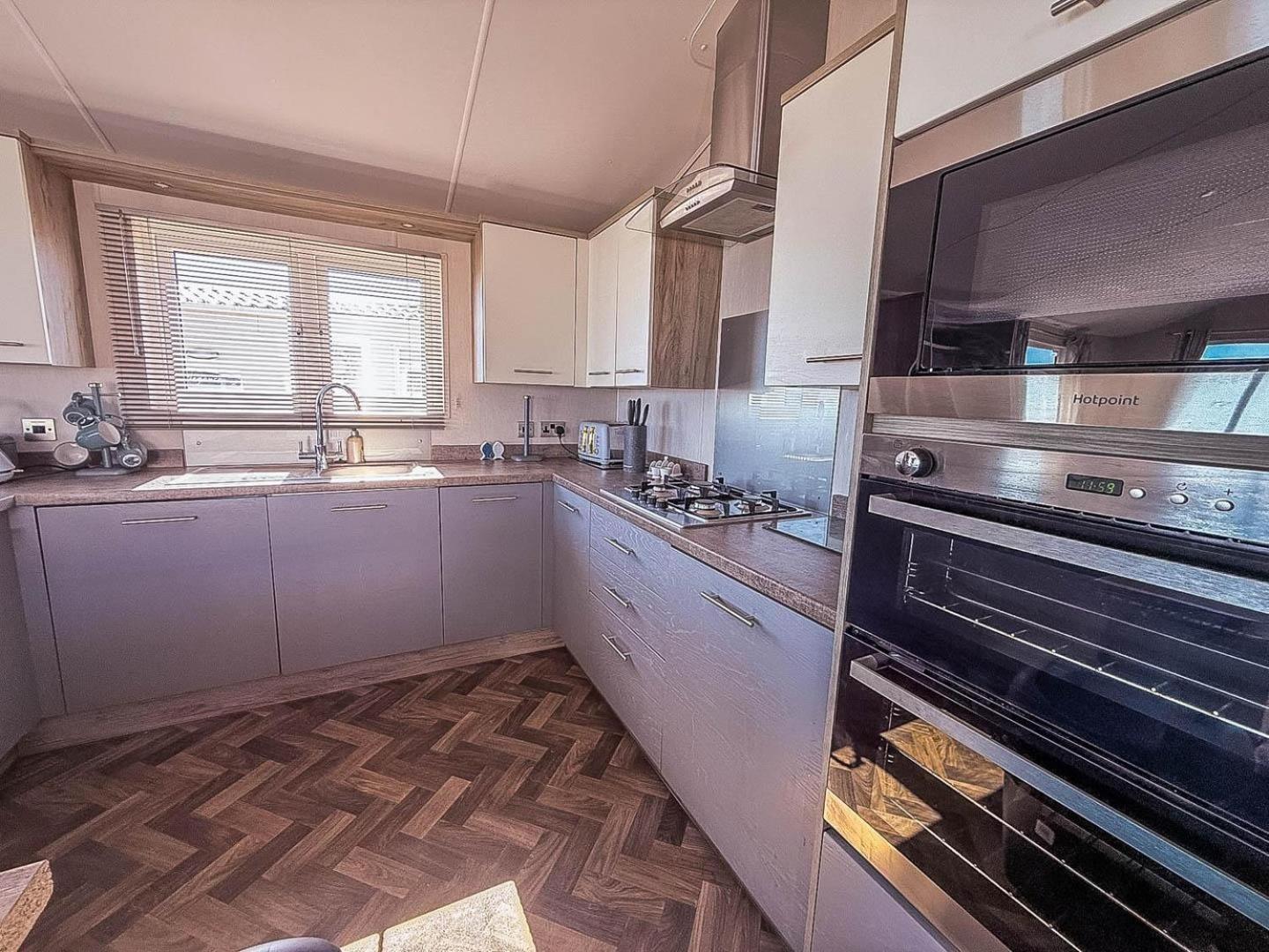 Stunning 6 Berth Lodge With Full Sea Views In Suffolk Ref 68007Cr Лоустофт Экстерьер фото